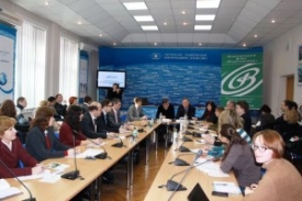Презентация стратегических направлений деятельности фонда «Возрождение». Киев, 2012
