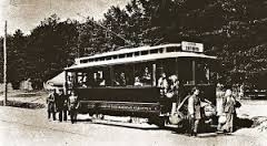 Один з перших київських електричних трамваїв. Поч. ХХ ст.