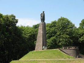 Памятник Т. Шевченко на Чернечей горе