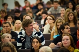 Студенты - будущее нации, и никогда не упустит шанс отдохнуть от учебного процесса. фото: stud-times.com.ua